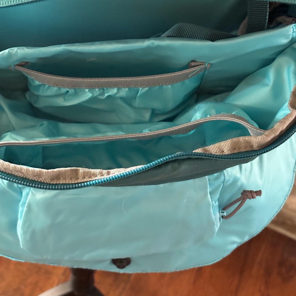 Camelbak Teal and Light Blue Backpack - Picture 12 of 16